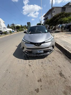 Toyota C-HR 2017 Silver