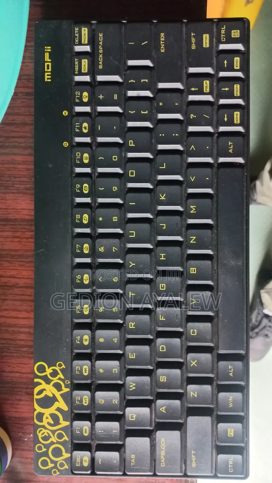 Moffie Wire Less Keyboard