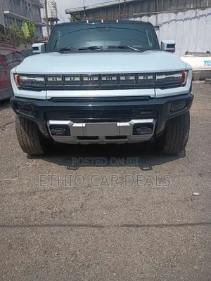 GMC HUMMER EV SUV 2025 Blue