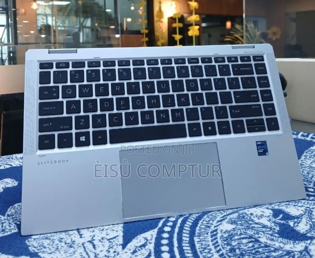 New Laptop HP EliteBook 1040 G8 16GB Intel Core i5 SSD 512GB