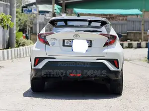 Toyota C-HR 2018 White