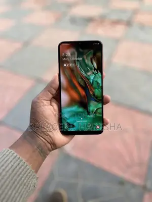 Samsung Galaxy A20 32 GB Red