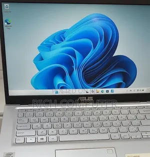 New Laptop Asus VivoBook 15 X505BA 4GB Intel Core i3 SSD 512GB