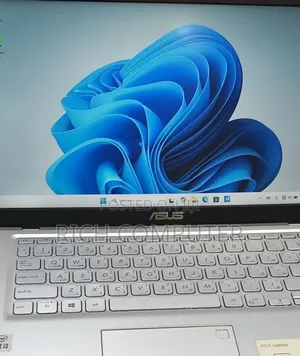 New Laptop Asus VivoBook 15 X505BA 4GB Intel Core i3 SSD 512GB
