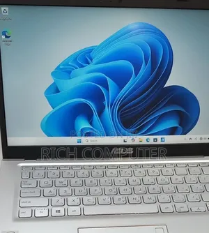 New Laptop Asus VivoBook 15 X505BA 4GB Intel Core i3 SSD 512GB
