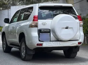 Toyota Land Cruiser 4.6 V8 GX 2012 White