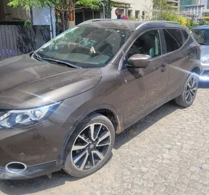 Nissan Qashqai 2016 Gray