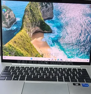 New Laptop HP EliteBook 840 G9 16GB Intel Core i5 SSD 512GB