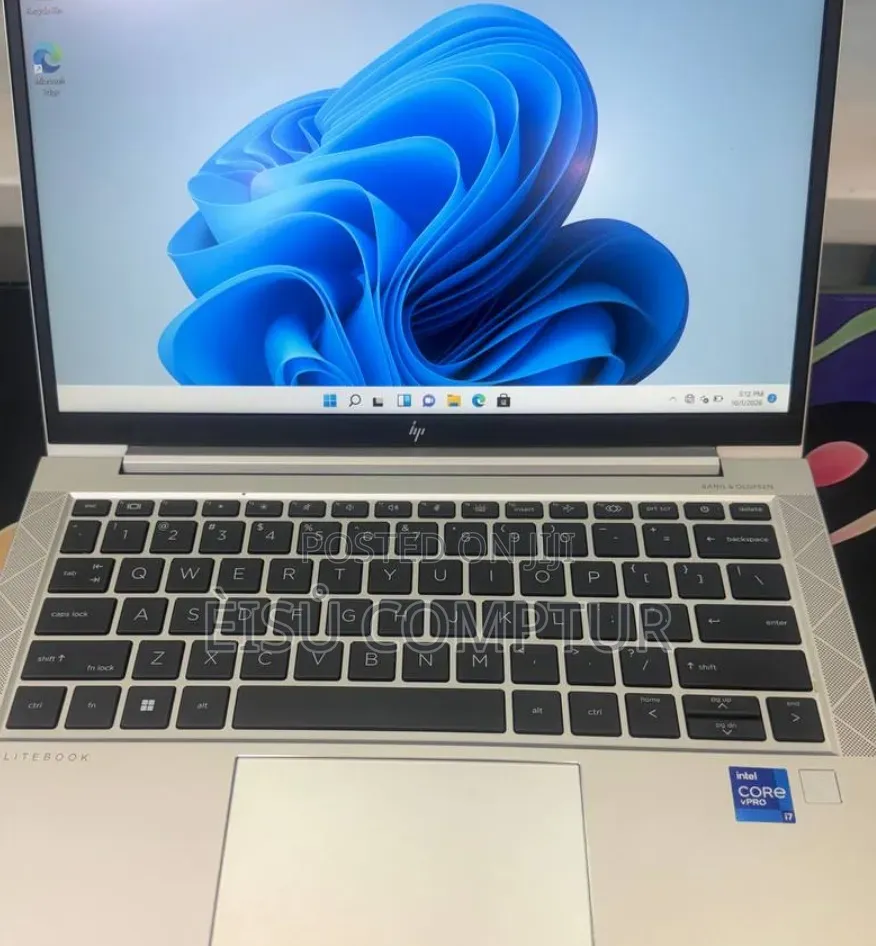New Laptop HP EliteBook 840 G8 16GB Intel Core i7 SSD 512GB