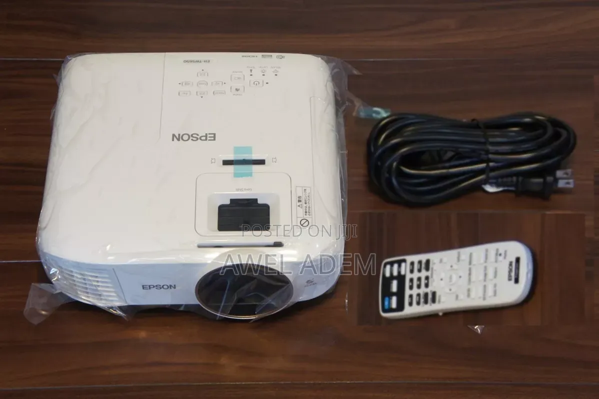 Epson EH-TW5700 ,Full HD ,Up to 11 Years Lamp Life,Latest Projector
