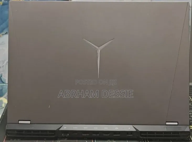 New Laptop Lenovo 16GB AMD Ryzen 7 SSD 512GB