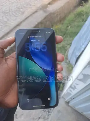 Apple iPhone 11 64 GB Black