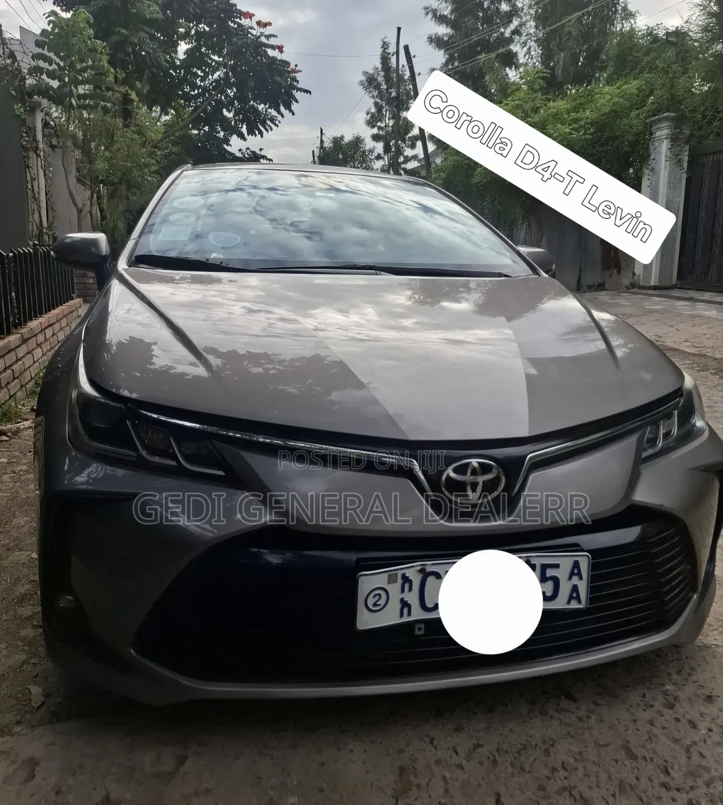 Toyota Levin 2022 Gold