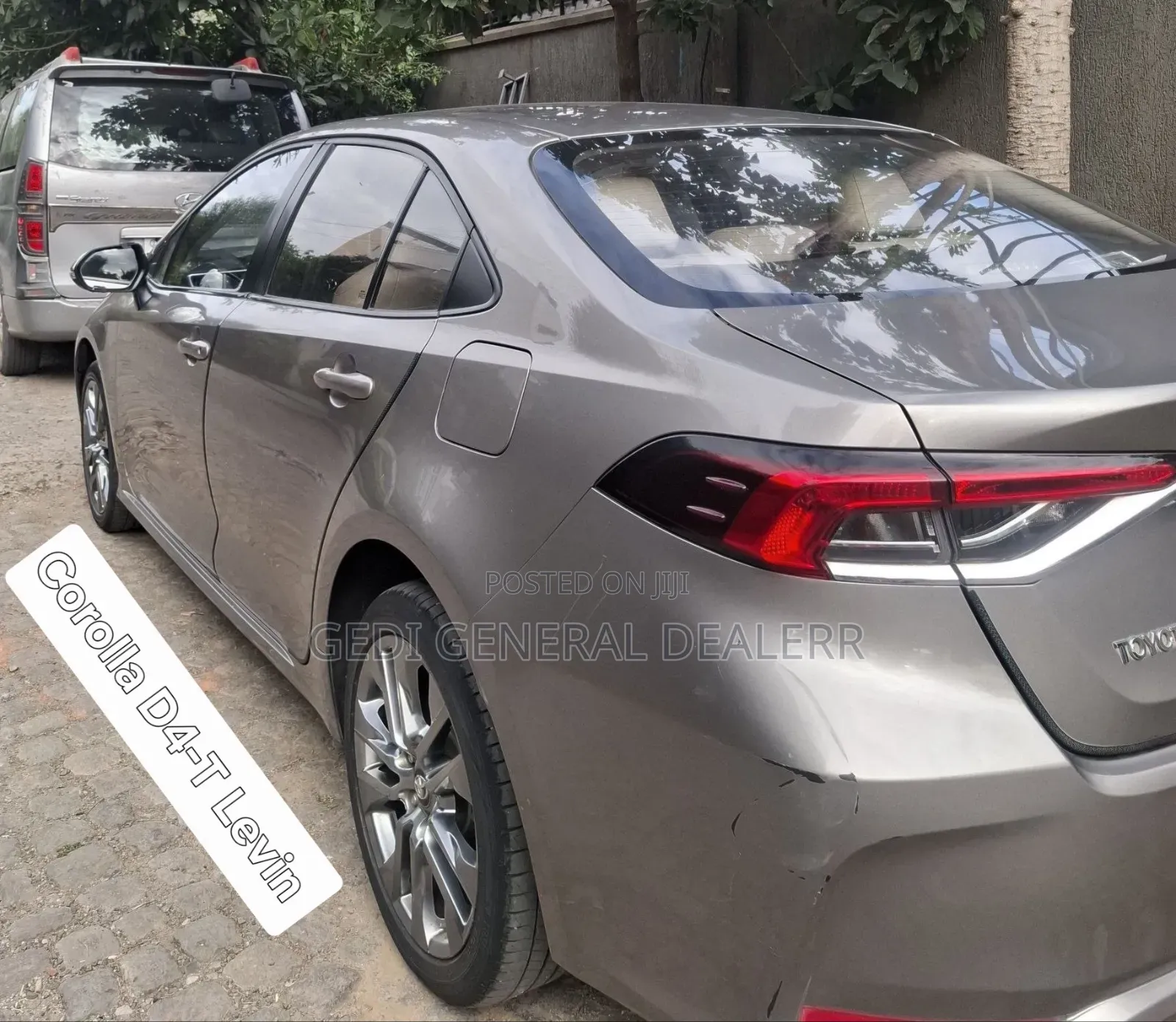 Toyota Levin 2022 Gold