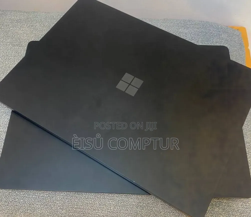 New Laptop Microsoft Surface 16GB Intel Core i7 SSD 512GB