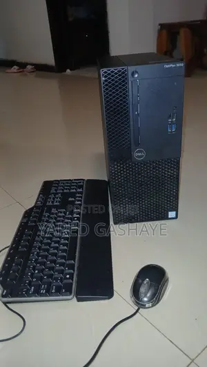 Desktop Computer Dell OptiPlex 3050 4GB Intel Core i5 HDD 500GB