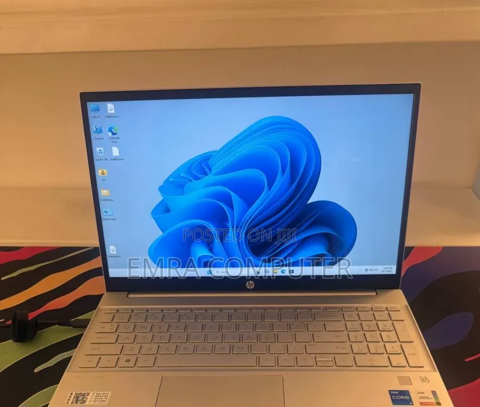 New Laptop HP 16GB Intel Core i5 SSD 512GB