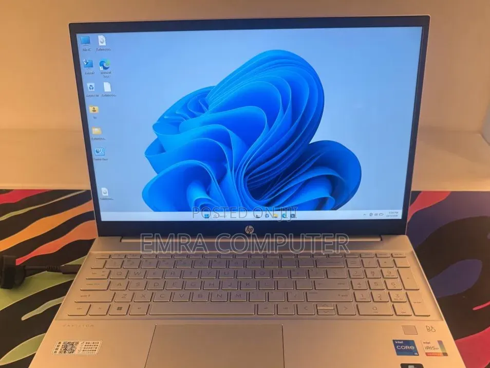 New Laptop HP 16GB Intel Core i5 SSD 512GB