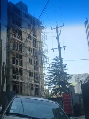 3bdrm Block of Flats in Bole for sale