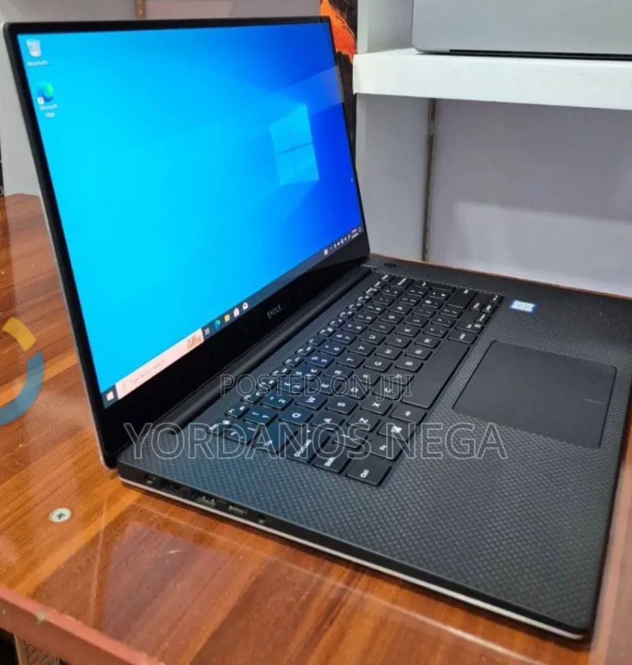 New Laptop Dell XPS 15 16GB Intel Core i7 SSD 512GB