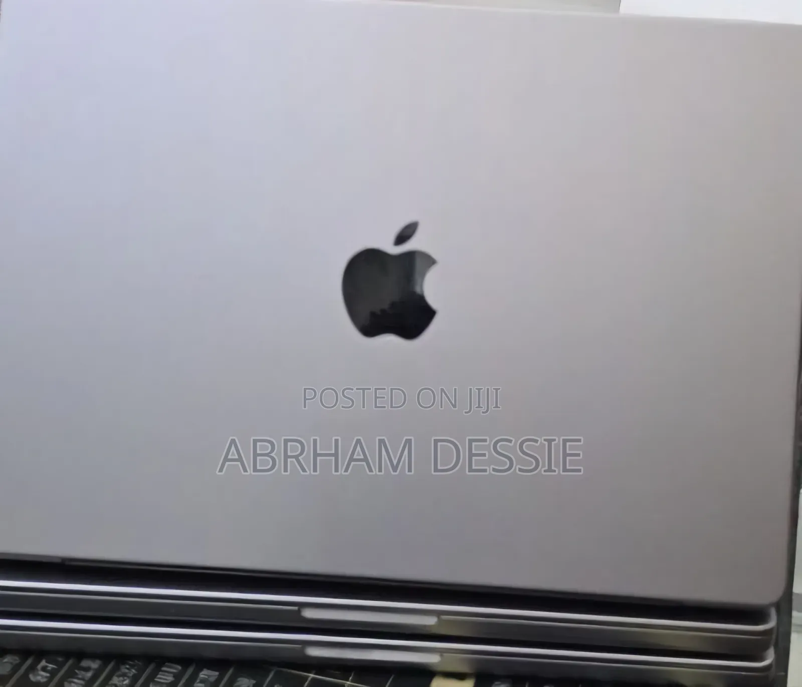 New Laptop Apple MacBook Pro 2021 M1 16GB Apple M1 SSD 512GB