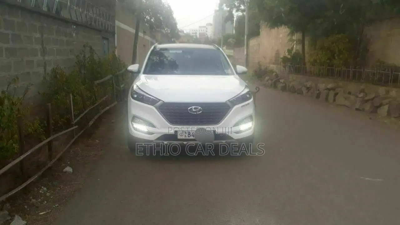 Hyundai Tucson 2017 White