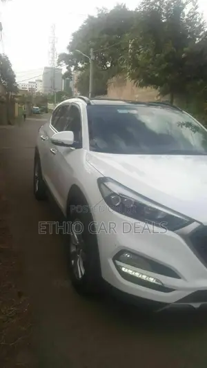 Hyundai Tucson 2017 White