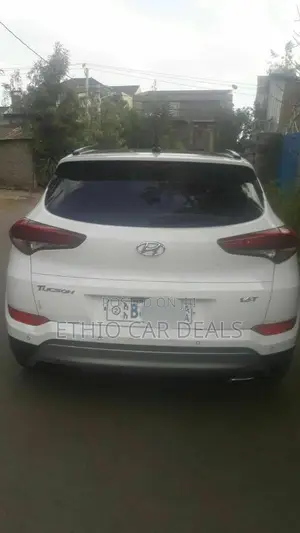 Hyundai Tucson 2017 White