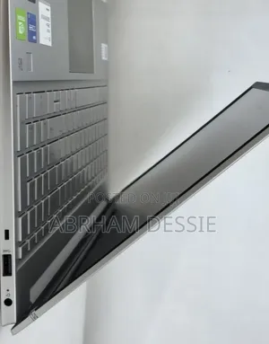 New Laptop HP 16GB Intel Core i5 SSD 512GB