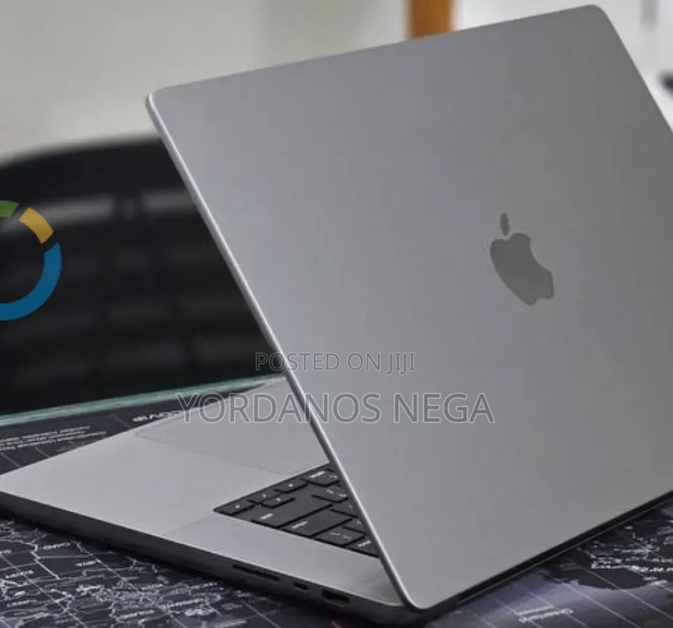 New Laptop Apple MacBook Pro 2023 M2 16GB Apple M2 Ultra SSD 512GB