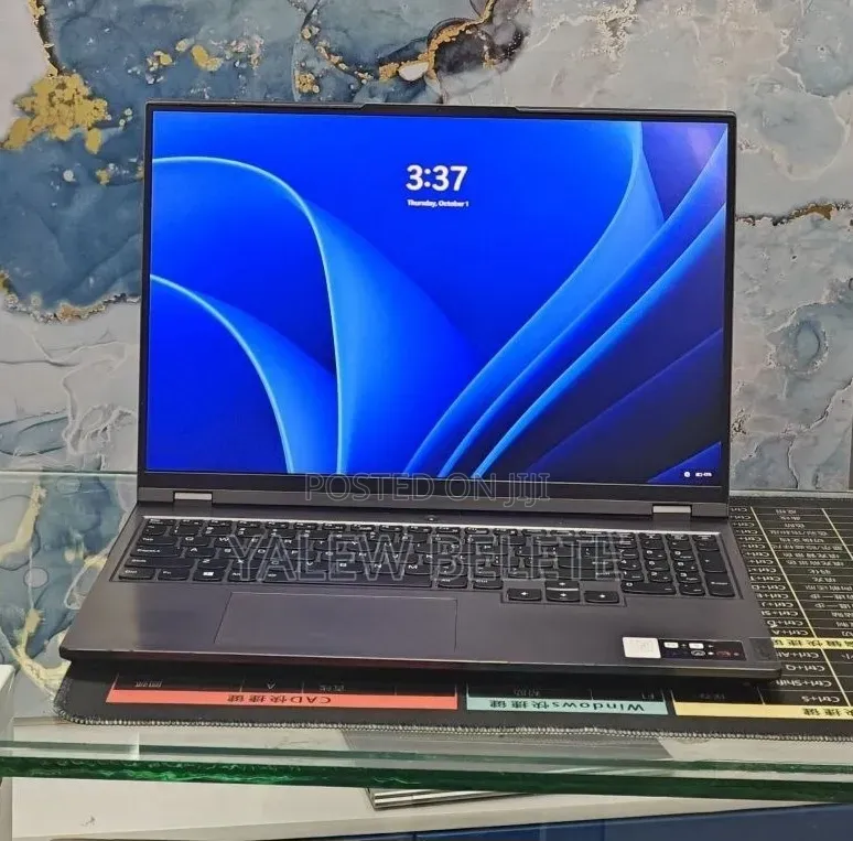 New Laptop Lenovo Legion 5 16GB AMD Ryzen 7 SSD 512GB