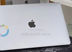 New Laptop Apple MacBook Pro 2020 M1 8GB Apple M1 SSD 256GB