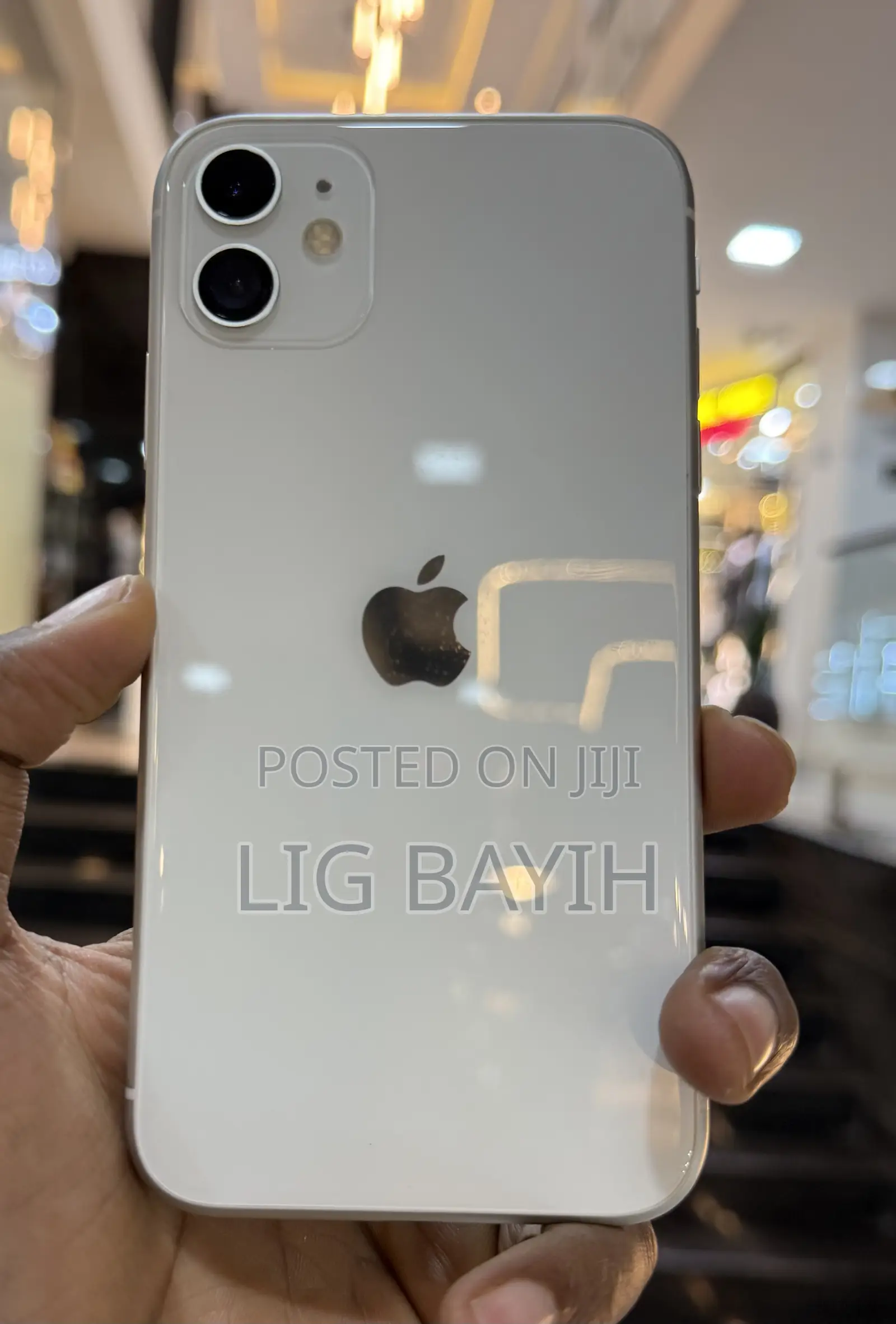 New Apple iPhone 11 64 GB White