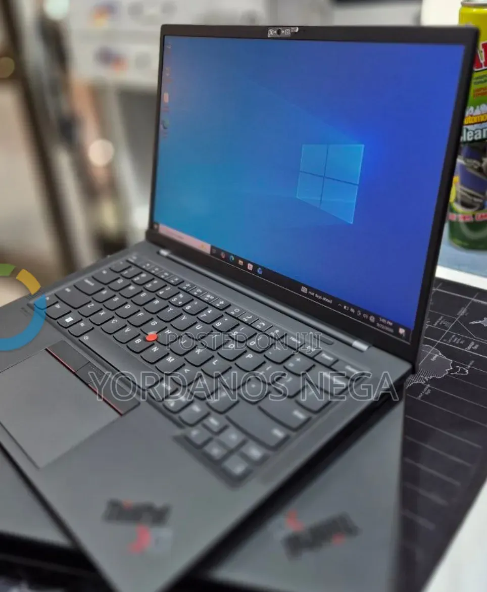 New Laptop Lenovo ThinkPad X1 Carbon 16GB Intel Core i7 SSD 512GB