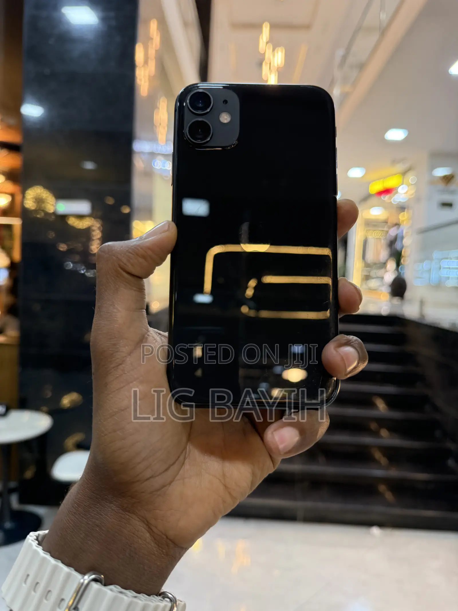 New Apple iPhone 11 128 GB Black