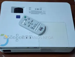 Sony VPL-Dx220