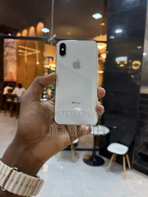Apple iPhone X 256 GB White
