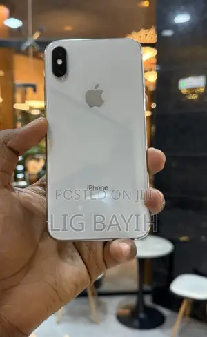 Apple iPhone X 256 GB White