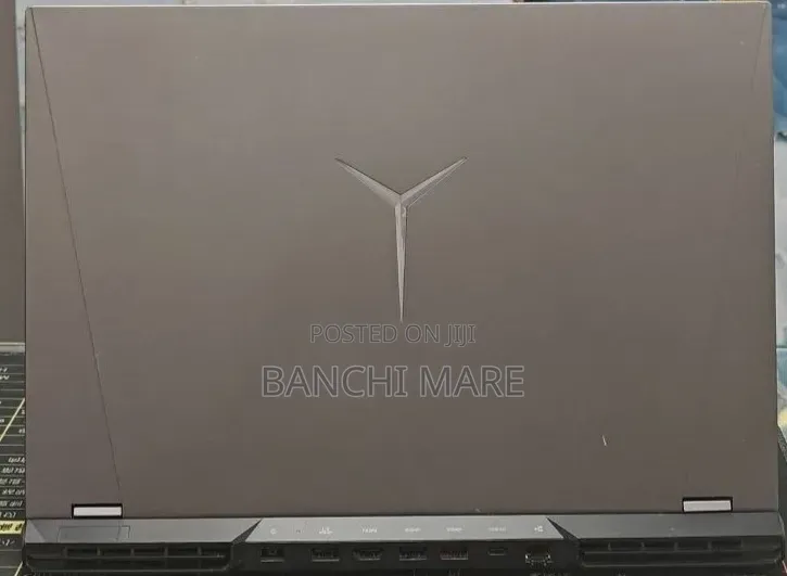 New Laptop Lenovo Legion 5 16GB AMD Ryzen 7 SSD 512GB