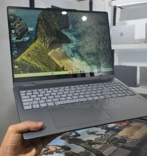 New Laptop Lenovo Yoga C930 16GB Intel Core Ultra 5 SSD 512GB