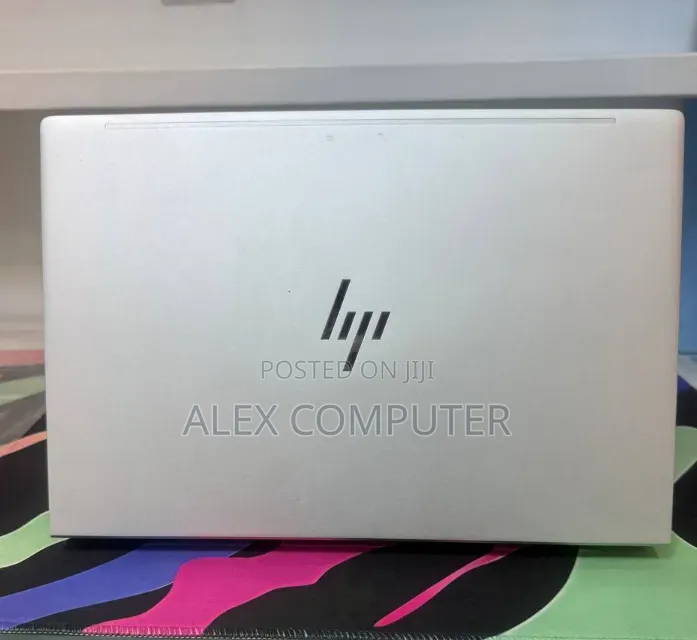 New Laptop HP EliteBook 630 G10 16GB Intel Core i7 SSD 512GB