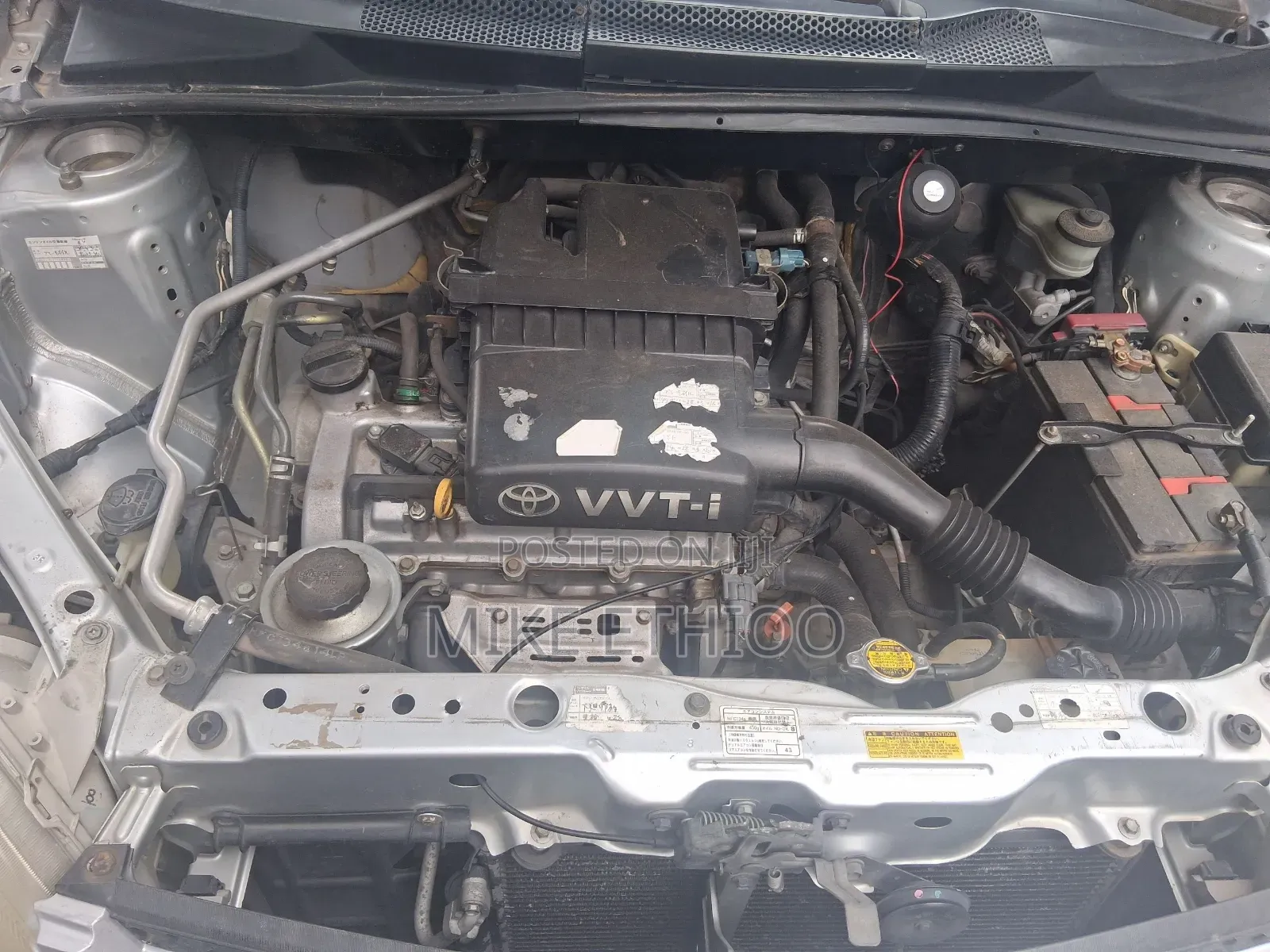 Toyota Platz 2005 Silver