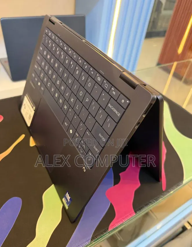 New Laptop HP OmniBook X Flip 14" 16GB Intel Core Ultra 7 SSD 1T