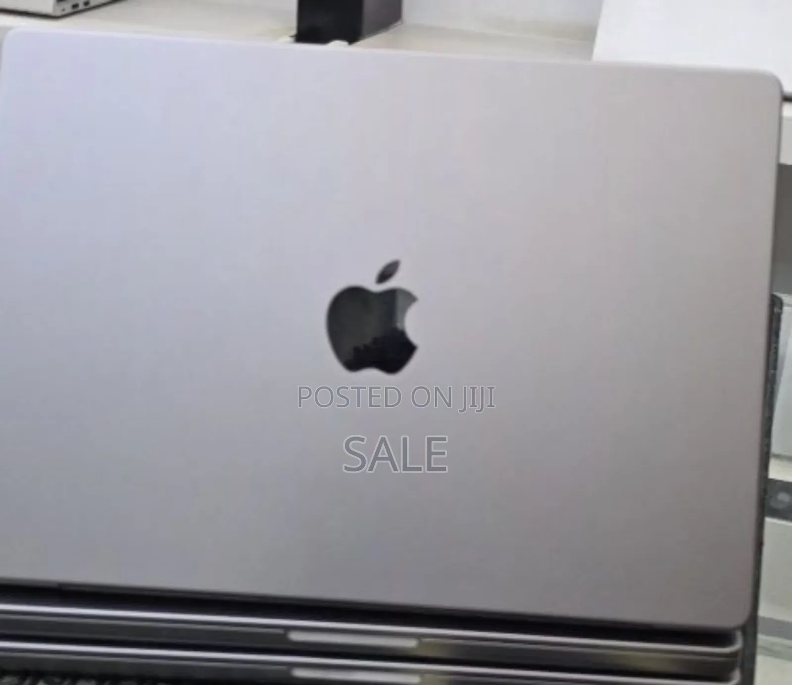 New Laptop Apple MacBook Air 2020 M1 32GB Apple M1 Pro SSD 512GB