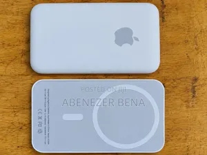 Apple MagSafe Battery Pack