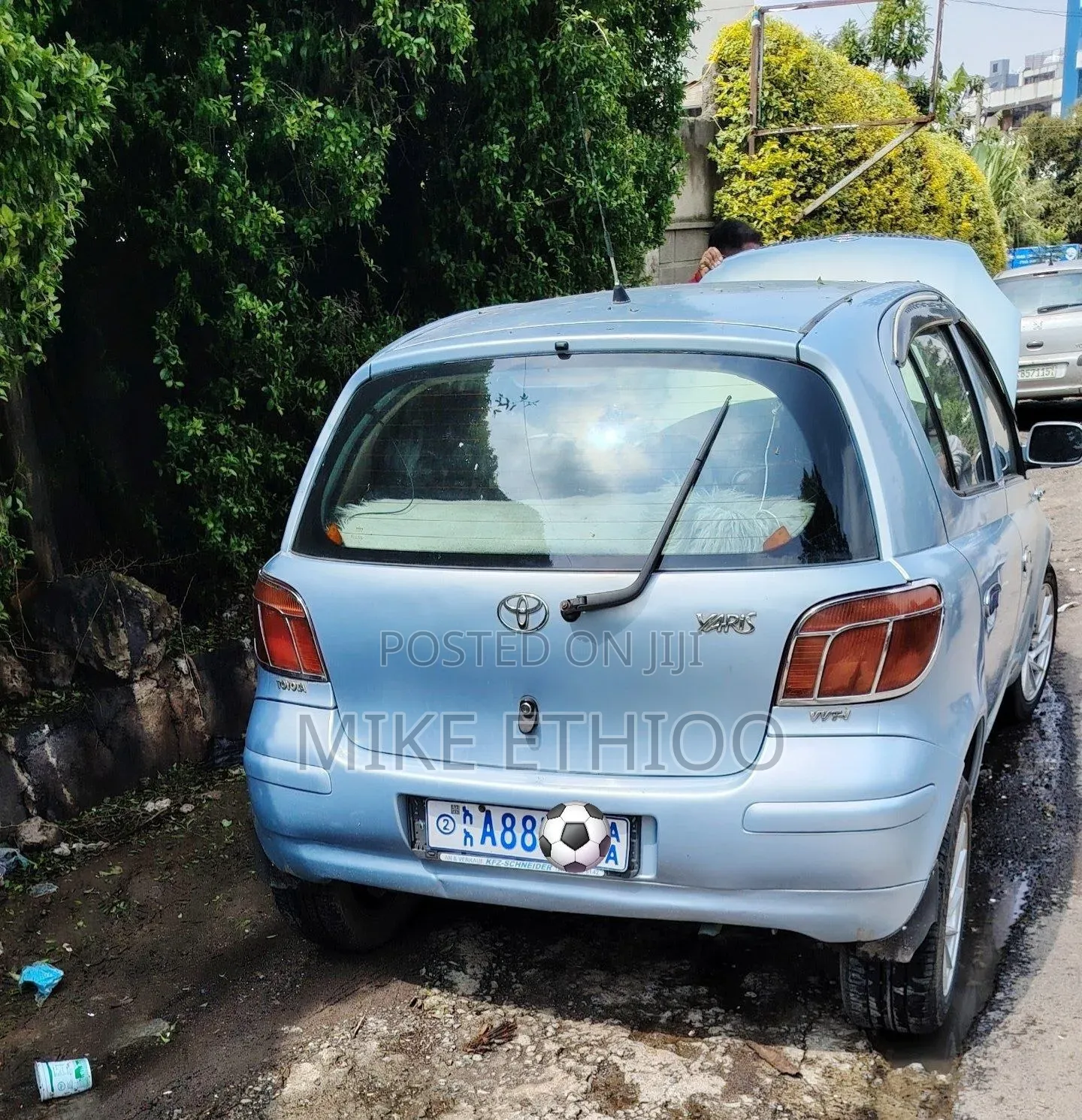 Toyota Vitz 2004 Blue