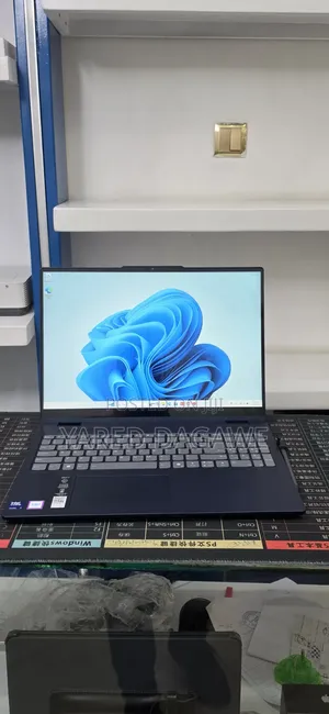 New Laptop Lenovo 32GB Intel Core Ultra 7 SSD 1T