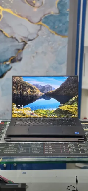 New Laptop Dell Precision 5570 16GB Intel Core i7 SSD 512GB