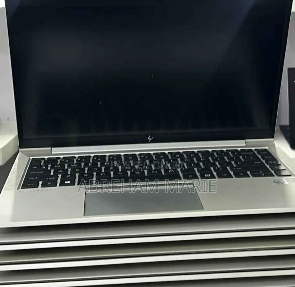 New Laptop HP EliteBook 840 G8 16GB Intel Core i7 SSD 512GB