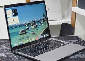 New Laptop Apple MacBook Pro 2022 M2 16GB Apple M2 SSD 256GB